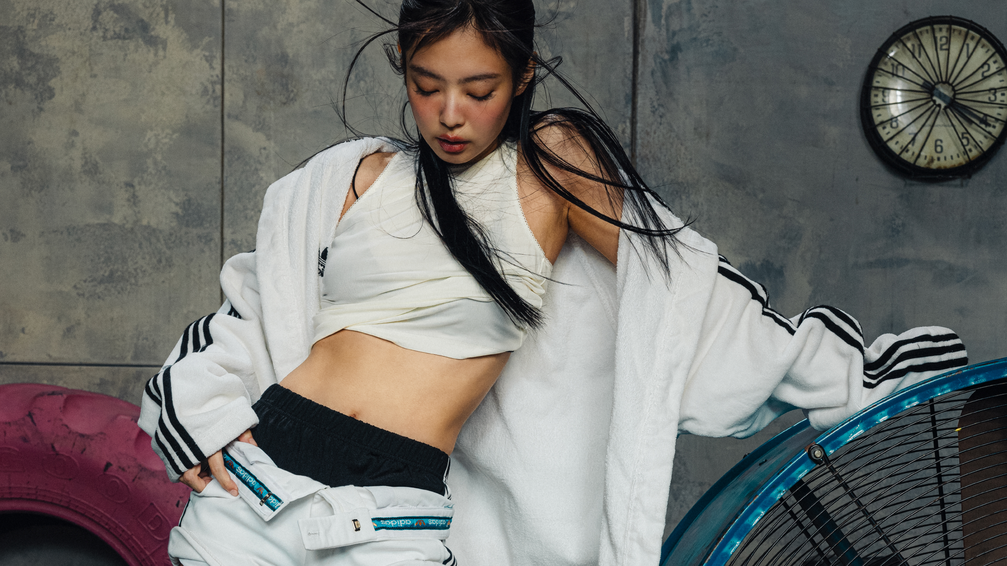 A high-fashion editorial portrait of Jennie Kim from BLACKPINK for a 2025 magazine cover shoot.