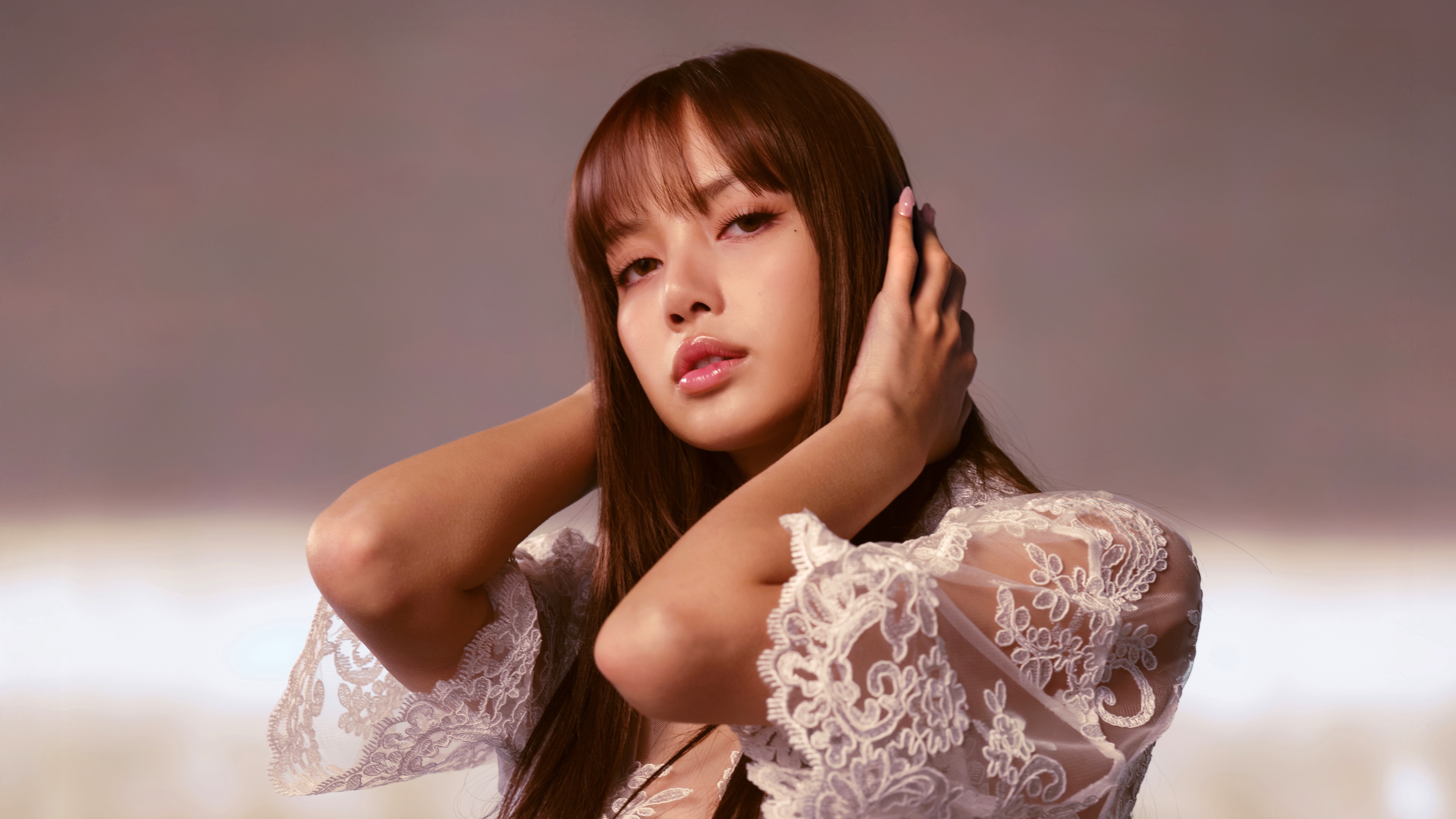 High-resolution 5K portrait of Lisa from Genshin Impact.